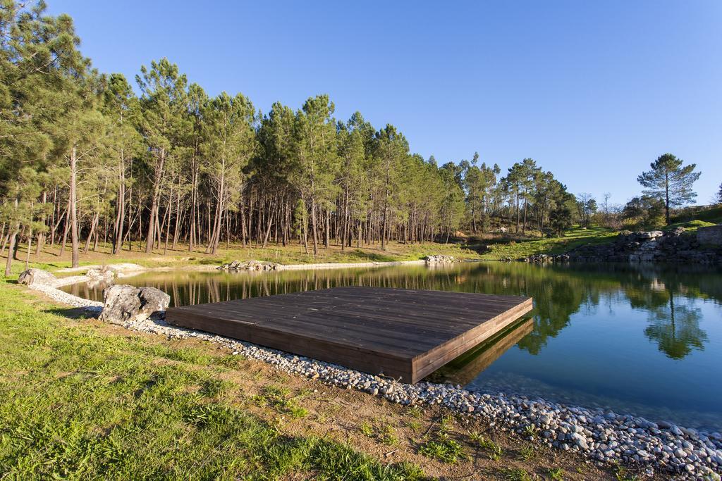 ホテルColina Dos Piscos Casais da Abadia エクステリア 写真