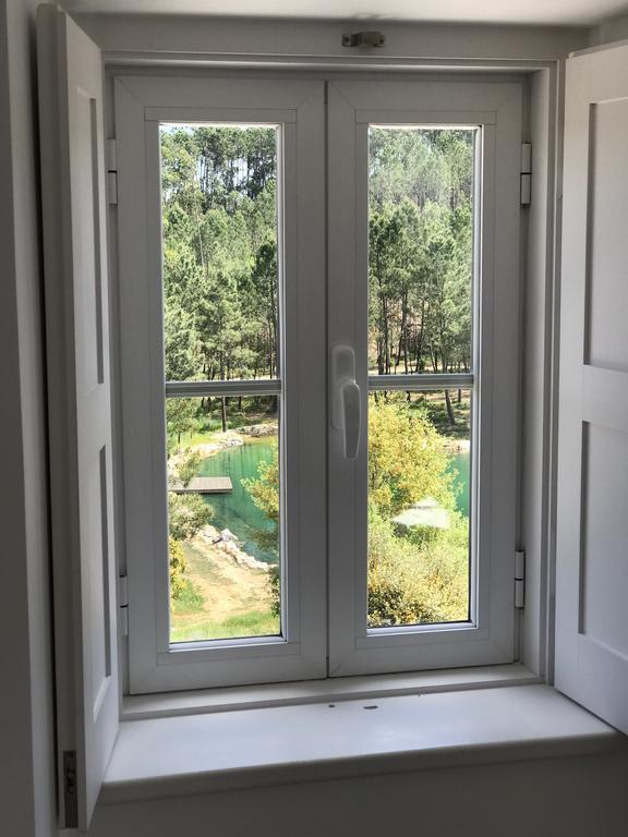 ホテルColina Dos Piscos Casais da Abadia エクステリア 写真